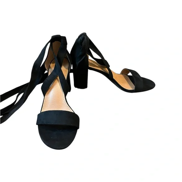 New-Elegant Black Heels Lace up Ribbon Tie Strappy Sandals Size: 7 - Picture 9 of 10